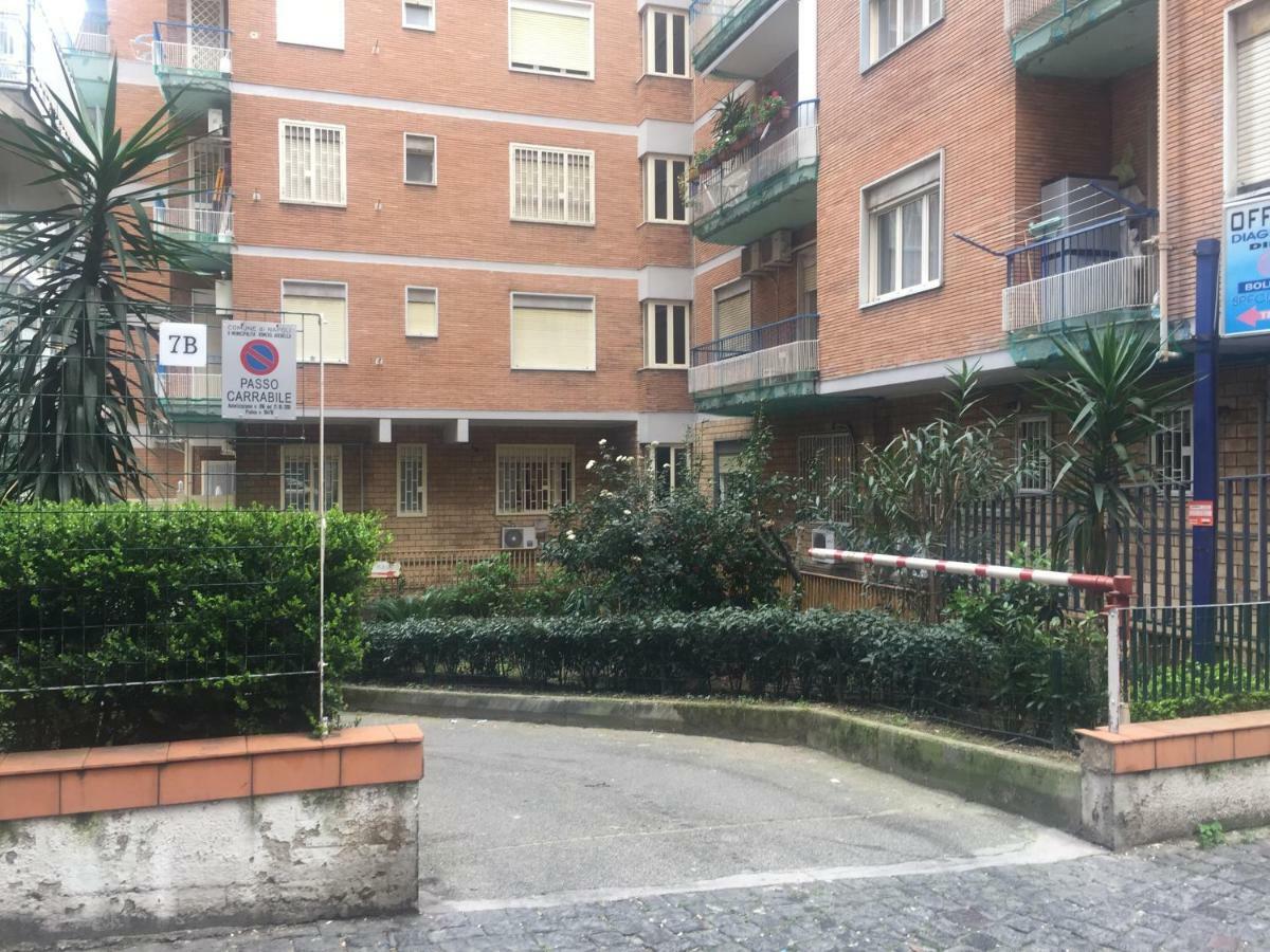 Casa Vittoria Acomodação com café da manhã Nápoles Exterior foto